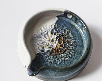 Hand Thrown Ceramic Garlic Grater/Herb Stripper Blue/White