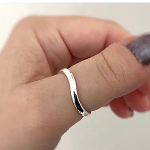 Smooth Silver Wavy Hallmarked Thumb Ring - Silver Wavy Thumb Ring - Smooth Wavy Thumb Ring - Sterling Silver Thumb Ring - Silver Ring