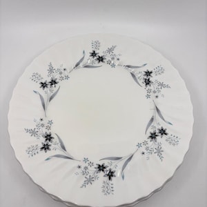 Royal Doulton Mille Fleur Set of 6 10.5 inch Dinner Plates