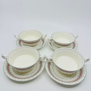 Royal Worcester Alpine Pink Zestaw 4 misek do zupy kremowej z podwójnym uchwytem i spodkami