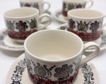 Conjunto de 5 xícaras de chá e pires Broadhurst Ironstone Katie Winkle Romany