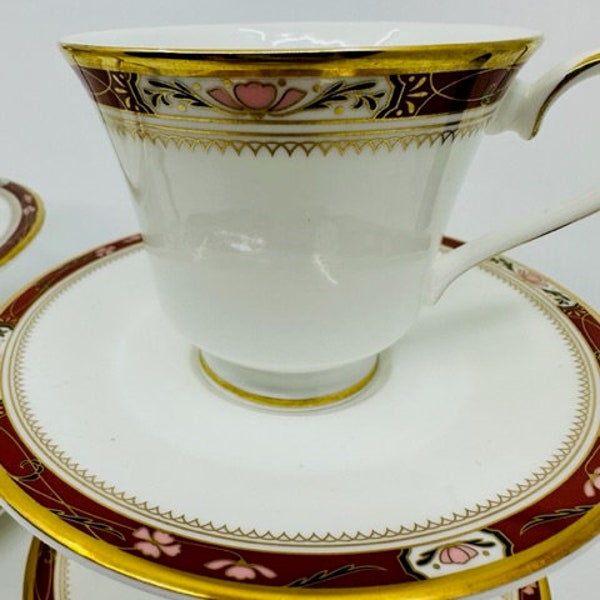 Royal Doulton Sandon Set of Four Teacups and Saucers