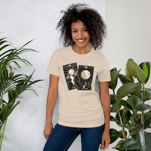 Camiseta unisex con la carta del tarot El Sol y la Luna