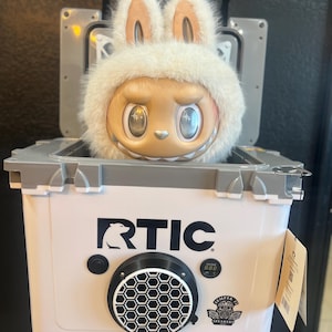 Fully FUNCTIONAL Custom RTIC 22 Cooler with Bluetooth Speaker