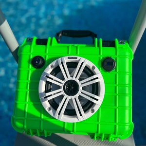 Altavoz ligero resistente al agua