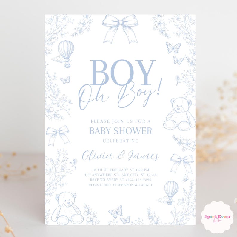 Op de afbeelding: Een blauwe en witte baby shower uitnodiging met een bloemige rand en illustraties van vlinders, luchtballonnen, teddyberen en strikken. De tekst luidt "BOY Oh Boy!" en bevat details over het evenement, zoals de datum, tijd, locatie en RSVP-informatie.
