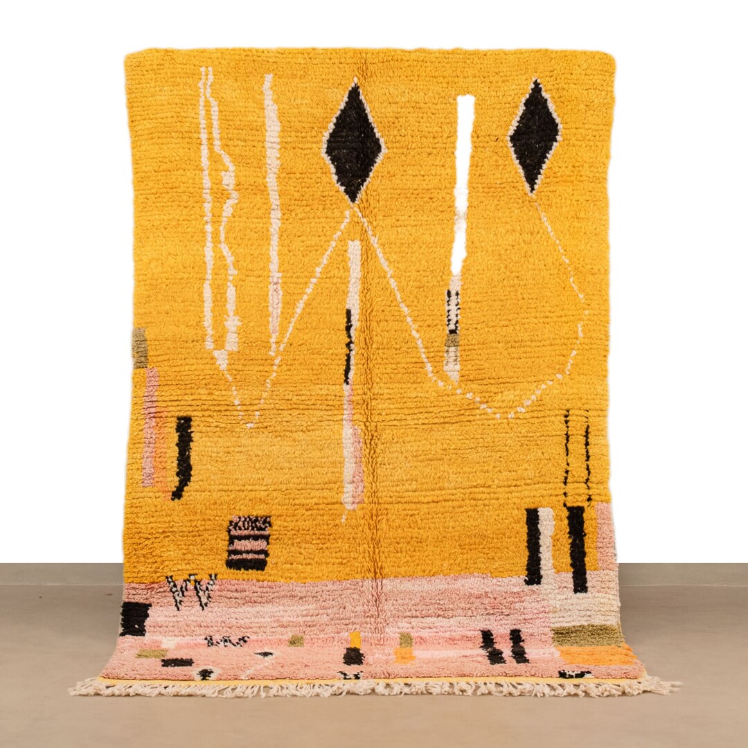 MAGNIFICENT MOROCCAN RUG, Made to Order Carpet, Berber Beniourain Rug