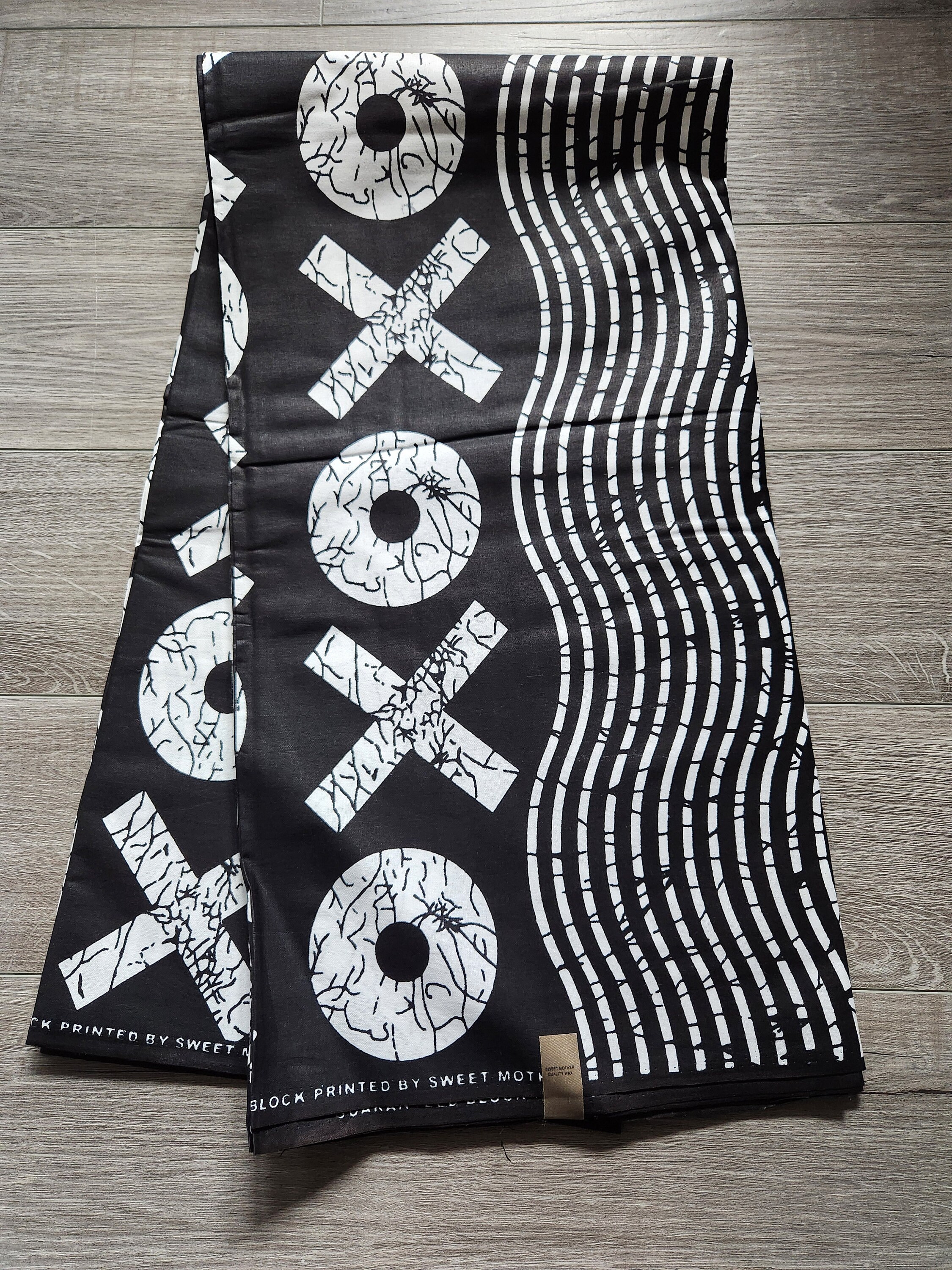 Black and White Tribal Ankara Fabric, African Print Fabric, XO XO