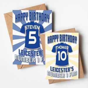Leicester City FC Camisa Idade e Nome Cartão de aniversário personalizado - Ventilador número 1 - 4 designs - A5 - Envelope Kraft de cartão texturizado de qualidade