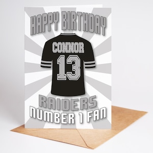 Las Vegas Raiders NFL Shirt Alter und Name Personalisierte Geburtstagskarte - Nummer 1 Fan - 4 Designs - A5 - Abzeichen, Schlüsselanhänger, Druckoptionen