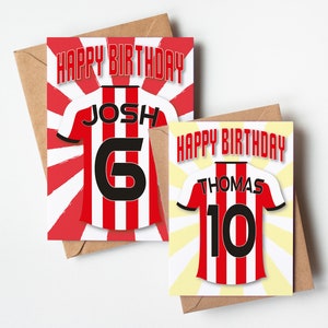 Sheffield United FC Chemise Âge et nom Carte d'anniversaire personnalisée - Grande chemise - 4 modèles - A5 - Enveloppe Kraft de carte texturée de qualité
