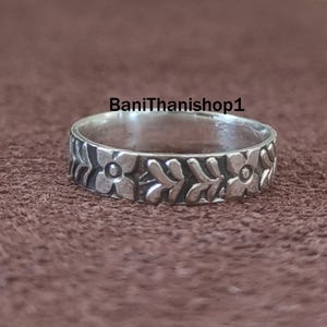 Silver Flower Ring,Handmade Ring,Style Flower Band,Simple Floral Pattern Ring,925 Sterling Silver ,Simple Floral Pattern Ring,Gift for Her