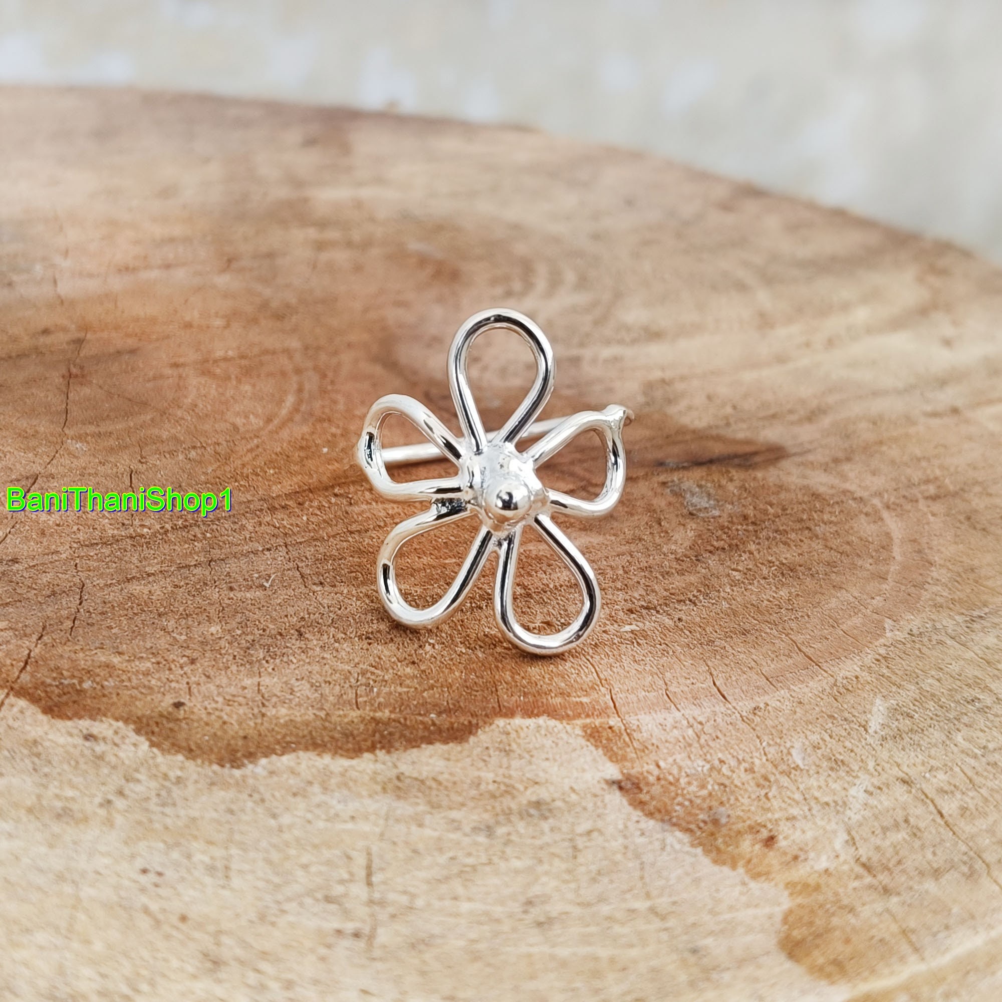Silver flower ring - Etsy 日本