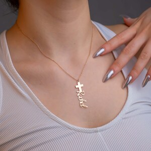 Collares de nombre cristiano, collares de nombre, joyería personalizada, regalo para ella, regalo de San Valentín para ella, joyería personalizada