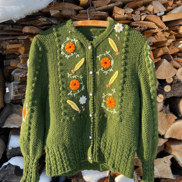 Vintage embroidered cardigan austrian bavarian cardigan tyrolean handmade wool cardigan folk flower woolen 80s