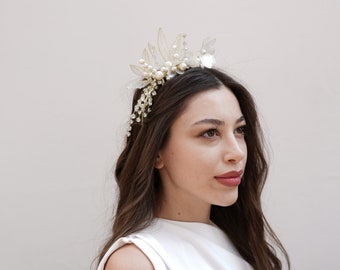 Floral Bridal Headband | Pearl & Crystal Tiara with Gold | White Wedding Headpiece and Crown for Bride | Hair Accessory for Women