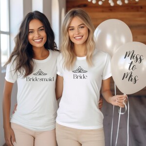 Bridesmaid t-shirt.  Hen party t- shirt. Wedding t shirt bridesmaid.  Bridesmaid Bachelorette t shirt. Bridesmaid gift.