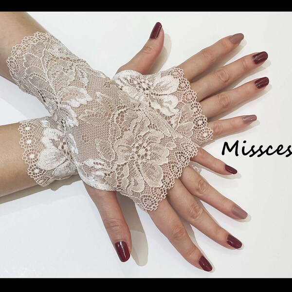 BG05 Elegant Lolita Gothic Stylish Costume Wedding Beige Floral Lace Victorian Sexy Fingerless Evening Gloves / Arm Warmers