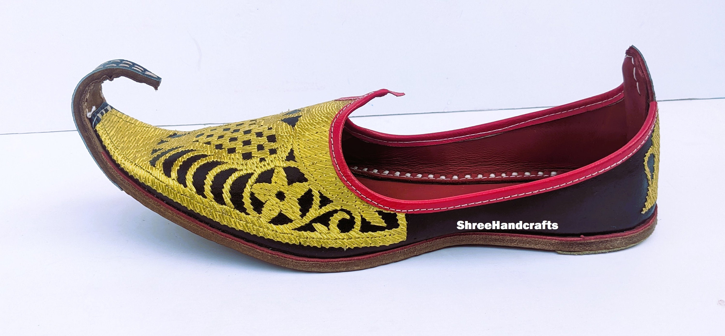 mojdi type shoes