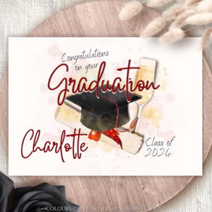 Carte de voeux personnalisée pour l'obtention de votre diplôme avec capuchon et parchemin N'importe quel nom, n'importe quelle année, promotion 2024