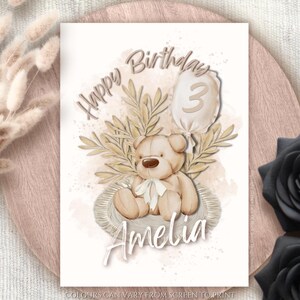 Biglietto di auguri di compleanno personalizzato con orso Biglietto di auguri per neonati unico Biglietto di compleanno personalizzabile Beige naturale Biglietto ricordo neutro