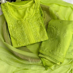 Handgjord Chikankari Kurti Palazzo Set: Färgbar Rayon Chiffon Dupatta Grön