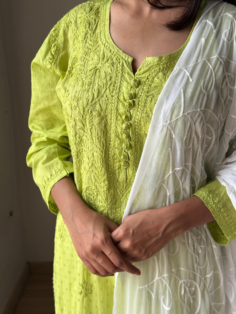 Handmade Chikankari Kurta Set: Dobby Cotton Kurti with Lycra Pants