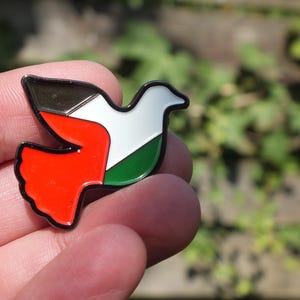 Friedenstaube mit Palästina-Flagge Anstecknadel - Hard Emaille Anstecknadel für Jacke, Einkaufstasche - Geschenk für Pro palästinensischen Aktivisten in Solidarität mit Gaza
