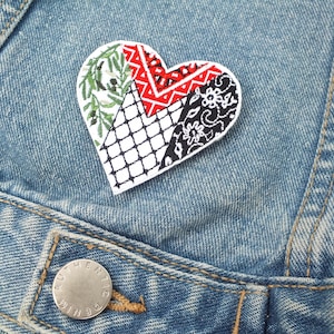 Palestinian Heart Patch – Embroidered Iron-On Patch for Jacket, Tote Bag, Backpack - Palestine Flag Sew On Patch Gift for Activist