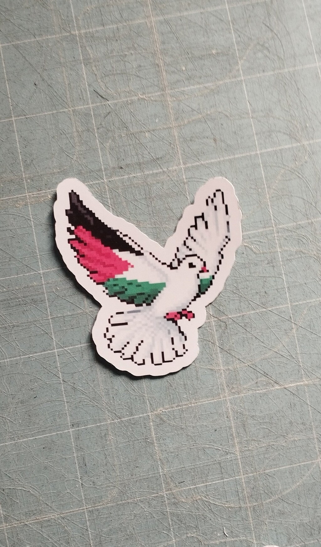 Adesivo Ovale Bandiera Palestina – Resistente 12x8 Cm – Per Auto, Valigia O Superfici Lisce