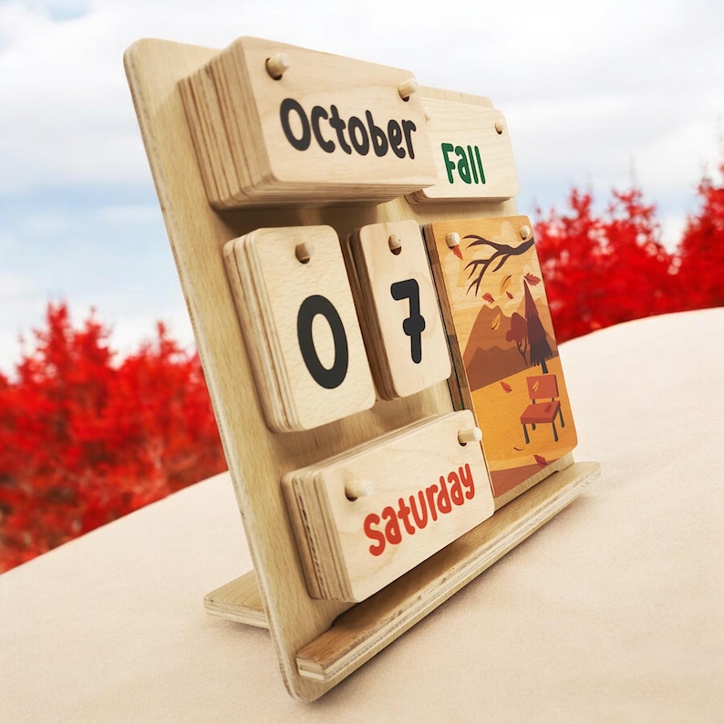 Personlig Montessori-kalender i trä, läromedel för barn bild 7