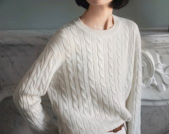 Jersey clásico de jersey de cachemira de lana de punto de cable de marfil, suéter trenzado de cuello redondo suave, suéter de punto de cable Heritage de ajuste relajado para mujer