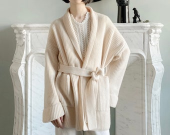 Cardigan cachemire cachemire à col châle pour femme avec ceintures et poches, Cardigan en tricot épais beige, Cardigan oversize avec ceinture à manches larges