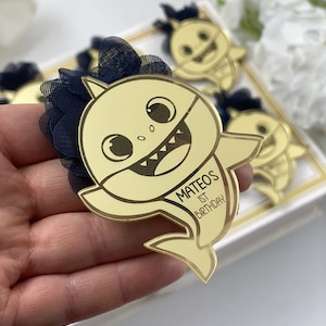 Regalo de cumpleaños para niño tiburón bebé, imán de tiburón bebé, decoración de tiburón bebé, concepto de primer cumpleaños de tiburón bebé, invitación de cumpleaños de tiburón bebé