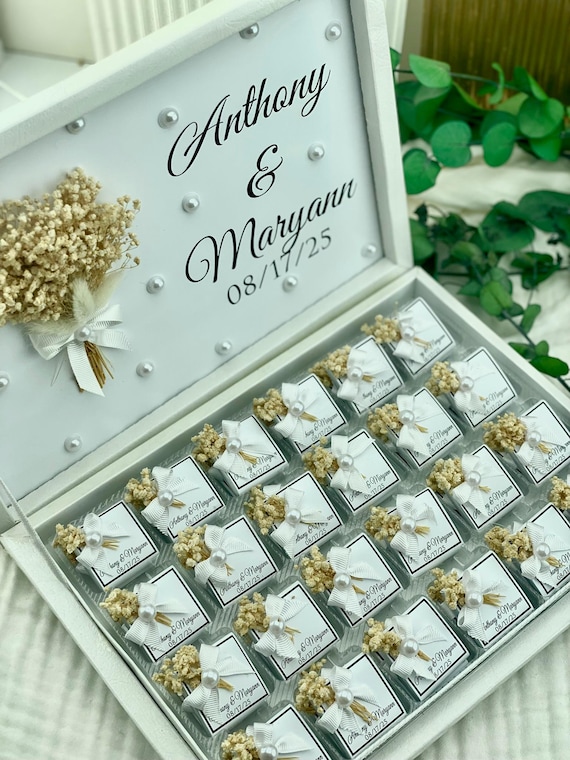 Personalized Wedding Chocolates – Floral Engagement Favors for Guests