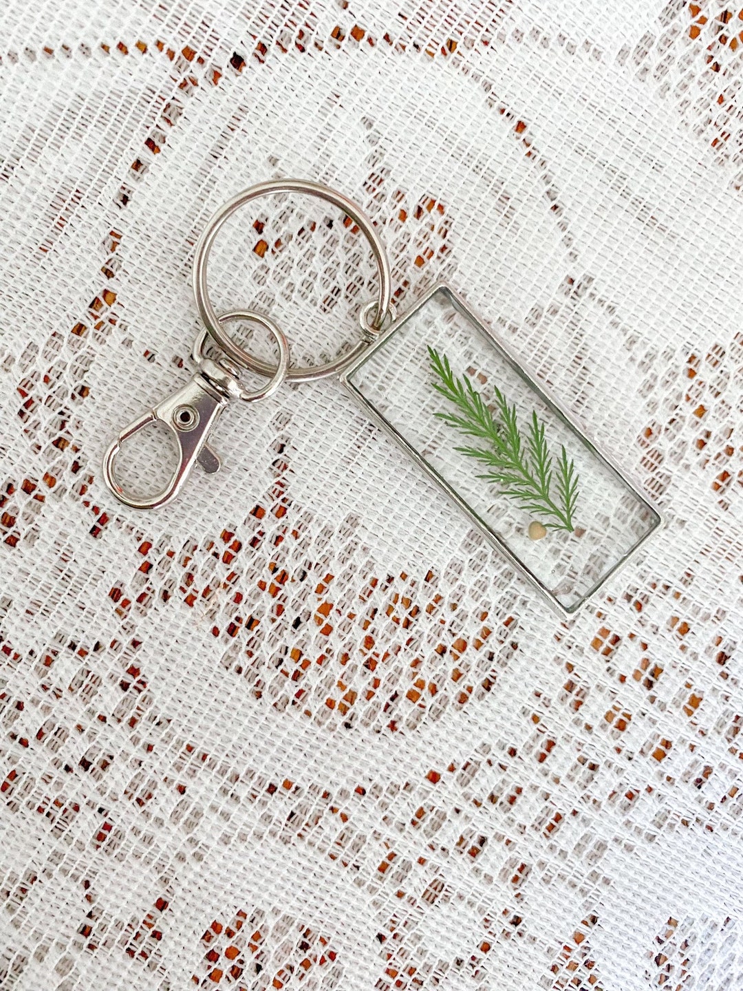 Mustard Seed Key Chain, Mustard Seed Resin Key Chain , Dried Flower