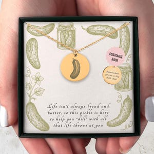 Regalo personalizado de pepinillos de apoyo emocional, collar vintage personalizado de pepinillos, joyería de pepinillos, regalo de afirmación positiva, colgante de salud mental
