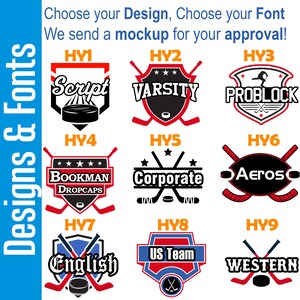 Puede incluir: Una pantalla gr&aacute;fica titulada Designs & Fonts que presenta nueve opciones de logotipos con tem&aacute;tica de hockey, etiquetadas de HY1 a HY9. Cada dise&ntilde;o incorpora elementos como palos de hockey, discos, escudos y estrellas, con estilos de texto que incluyen Script, Varsity, Problock, Bookman, Corporate, Aeros, English, US Team y Western.
