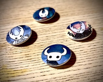 HOLLOW KNIGHT/SILKSONG-badges (pre-order)