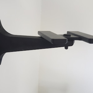 RC Wall Mount for Axial, Arrma, Redcat, HPI, Kyosho, Tamiya, Losi, Team Associated, Traxxas RC cars, trucks and buggies.