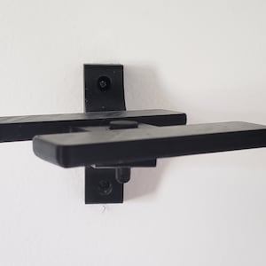 RC Wall Mount for Axial, Arrma, Redcat, HPI, Kyosho, Tamiya, Losi, Team Associated, Traxxas RC cars, trucks and buggies.