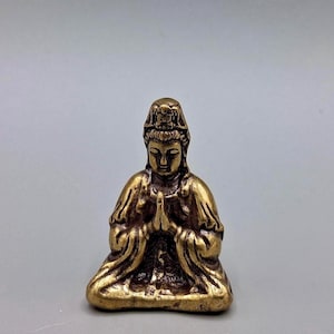 Guanyin Mini Brass Figurine, Small Altar Statue, Meditation Decor, Zen Desk Decor, 1.5 Inch Bild 1