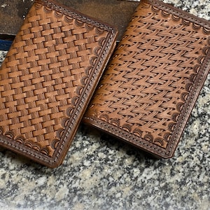 Tarjetero de cuero personalizado