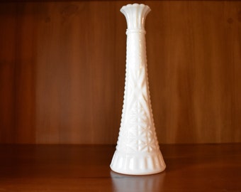 Anchor Hocking Vintage Stars and Bars Milk Glass Bud Vase