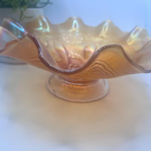 Vintage Dugan carnival glass ruffled bowl