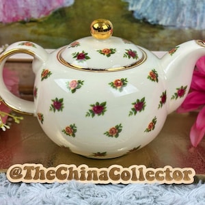 Royal Albert Old Country Roses Classic ll Teapot, MINT & Unused,  Floral Tea Pot