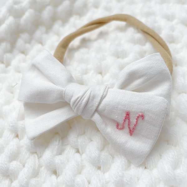 Initial Uppercase Letter Embroidered Nylon Headband, Newborn Baby Bow, Name Infant Headband, Girl 1st Birthday Bow, Personalized Bow Girl