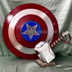 Captain Falcon Shield And Hammer With Base