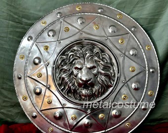 Middeleeuws koninklijk leeuwenwapenschild – Middeleeuws metalen rond schild met koninklijk reliëfontwerp voor cosplay en muurdecoratie