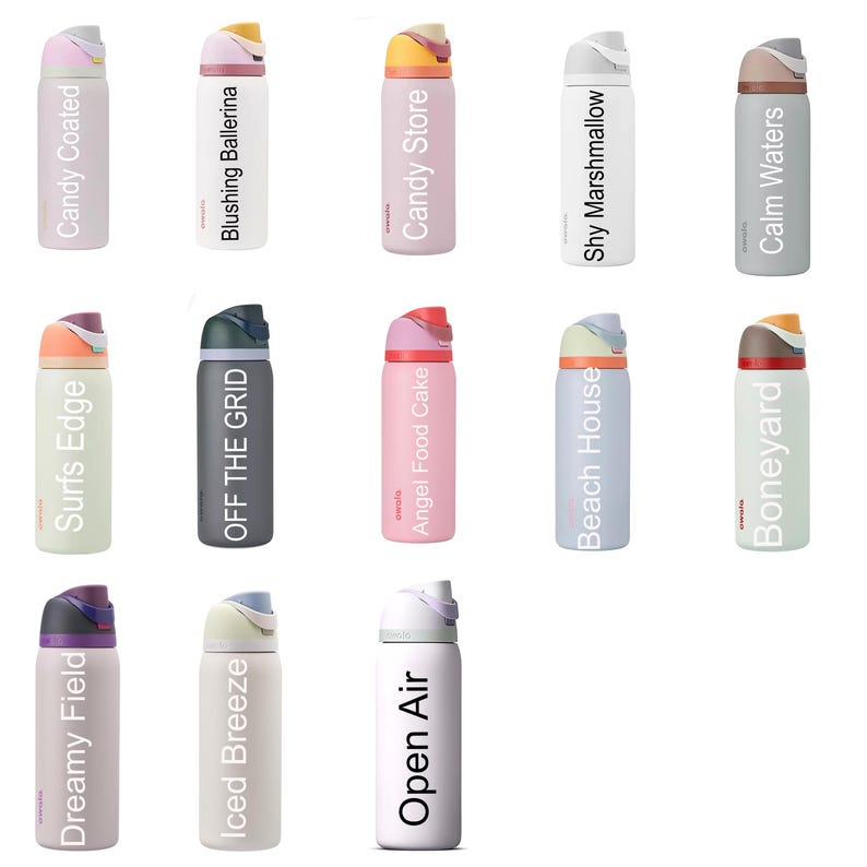 Puede incluir: Una colecci&oacute;n de botellas de agua aisladas en varios colores, cada una con una tapa abatible. Las botellas presentan etiquetas de texto como "Candy Coated", "Blushing Ballerina" y "Dreamy Field". Las botellas est&aacute;n dise&ntilde;adas para la hidrataci&oacute;n.